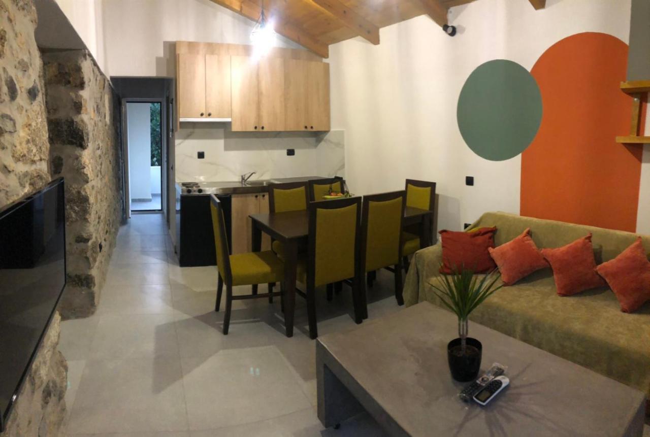 Ferienwohnung Fontana Leone Spílion Exterior foto